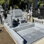 深谷市源勝院様にてシンプルなデザインのお墓が完成しました。